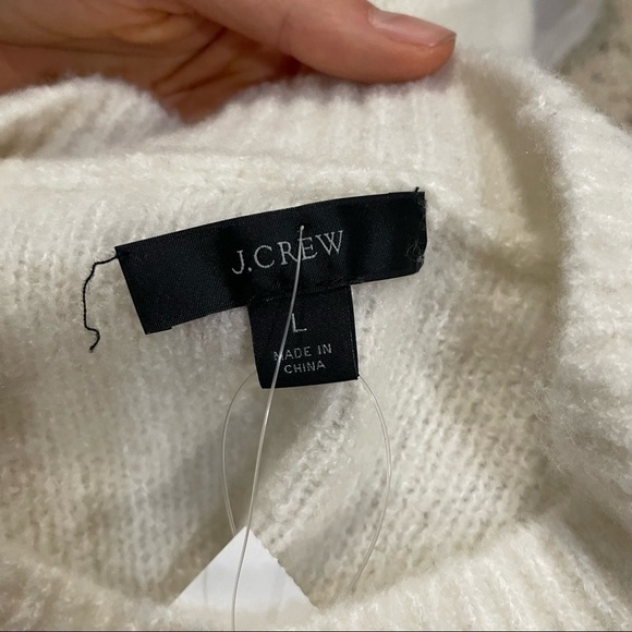 J crew cashmere boucle cable sleeve sweater ivory nwot - Picture 4 of 5